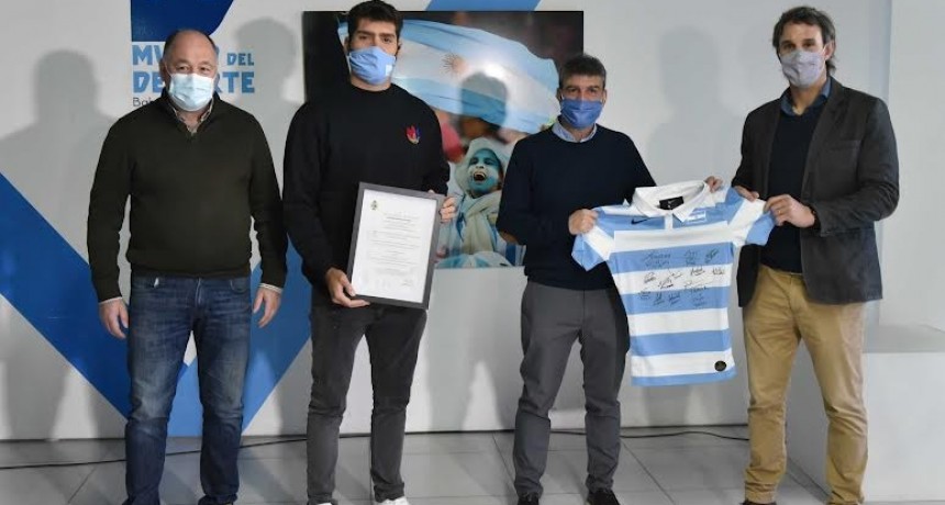 B. Blanca: Reconocimiento al bahiense Álvarez Fourcade capitán de los Pumas 7s  