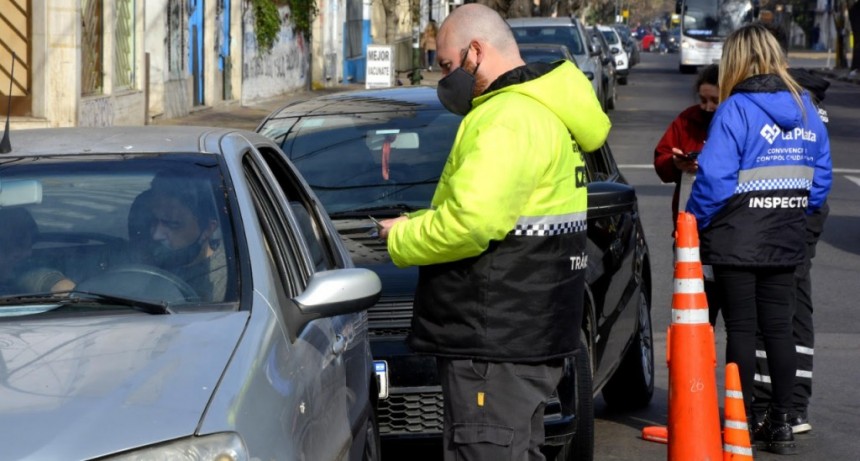 La Plata: Secuestraron 15 remises que funcionaban sin habilitación