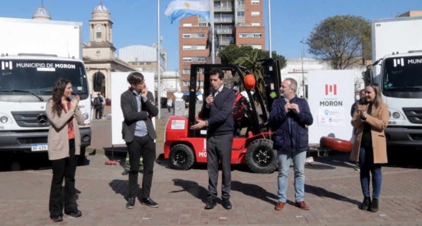 Morón: Ghi y Wado de Pedro entregaron equipamiento bajo el programa Municipios de Pie