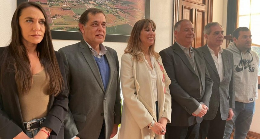 Gral. Arenales: El Intendente firmó un Convenio-marco para la creación de un Centro Comercial a Cielo Abierto