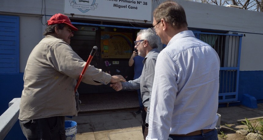 Tigre: El Municipio realiza remodelaciones en las escuelas primarias N°24 y N°38 de Don Torcuato