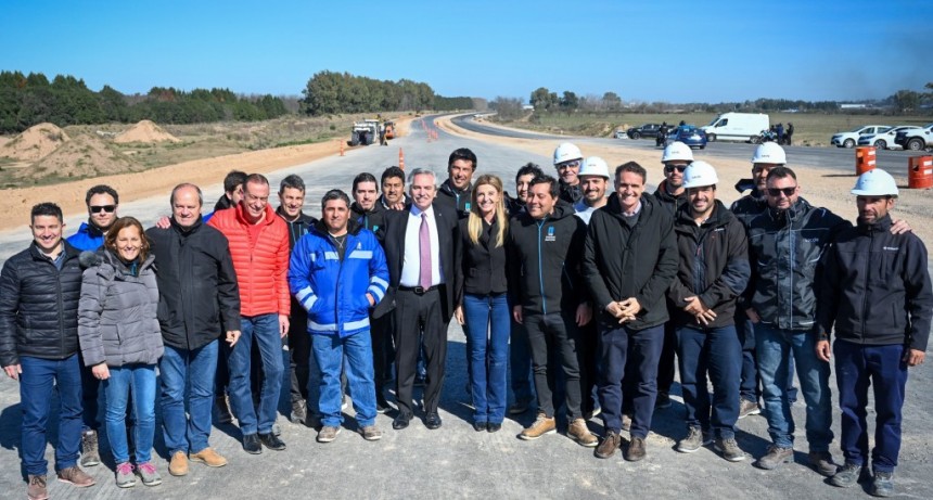 Alberto Fernández recorrió las obras de la nueva Variante Cañuelas que conectará la Autopista Ezeiza-Cañuelas con la Ruta Nacional 3