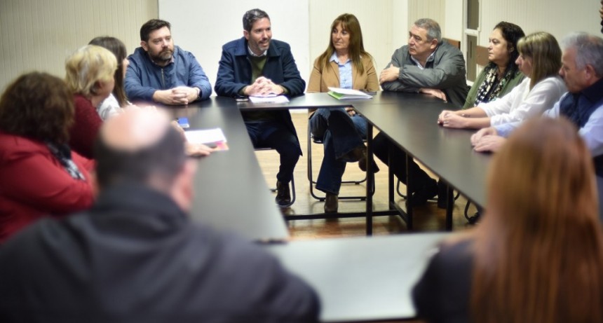 Entre Ríos: La provincia fortalece la educación con nuevas categorías para más de 3600 trabajadores