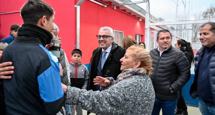 Tigre: Zamora recorrió la renovación edilicia del Club Unión y Fuerza Tigre Junior de Don Torcuato