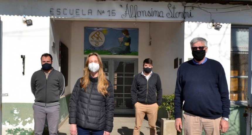 Gral. Belgrano: El intendente Dinapoli recorrió las escuelas junto a la Ministra Agustina Vila