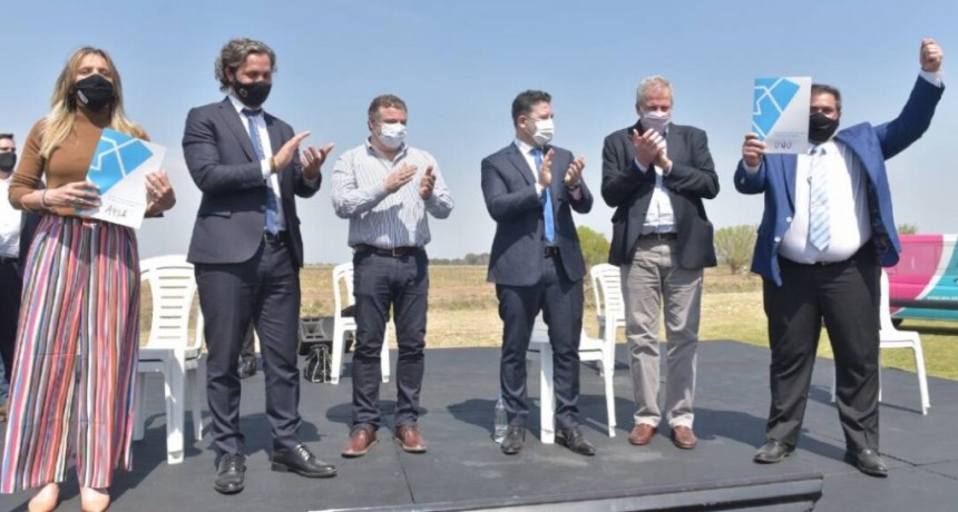 Merlo: Menéndez firmó sesión de tierras para la Universidad y para AySA 