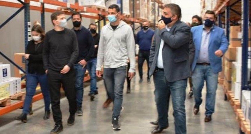 Gral. Rodríguez: Mauro García y el ministro Augusto Costa recorrieron empresas del distrito 