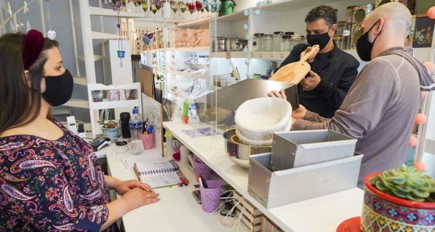 Vicente L&oacute;pez: Comercios de barrio que se reinventaron y abrieron sus puertas 