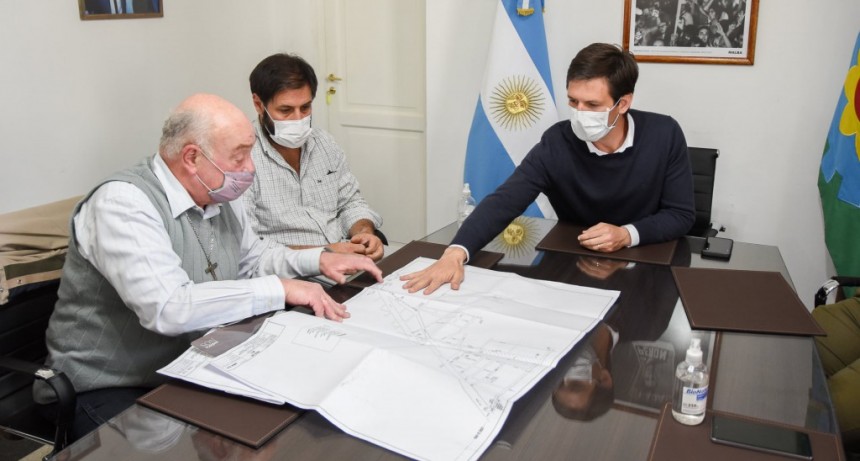 San Vicente: El Intendente firmó un convenio para obras eléctricas en A. Korn
