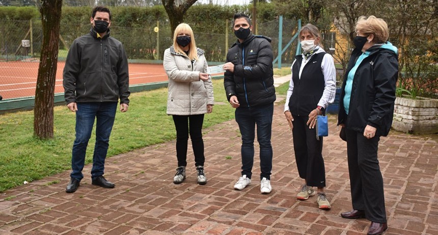 Chivilcoy: Nueva entrega del aporte económico a clubes y entidades deportivas del mes de agosto 