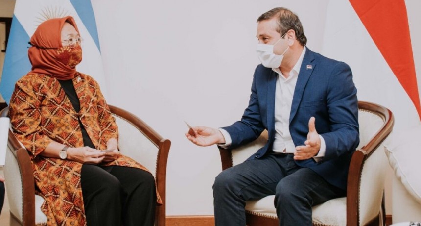 Posadas: El Gobernador recibió a la Embajadora de Indonesia 