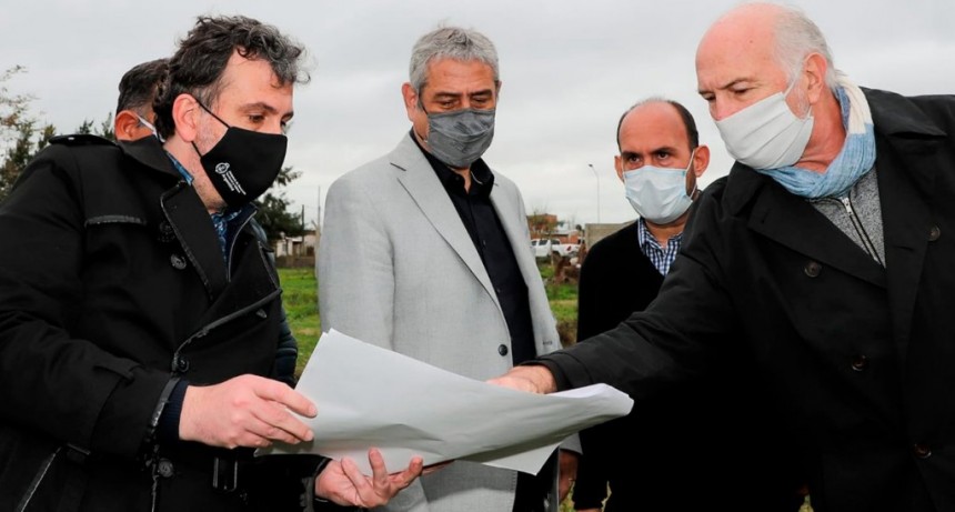 Baradero: Sanzio y Ferraresi firmaron el acta de transferencia de tierras para la construcción del Desarrollo Urbanístico