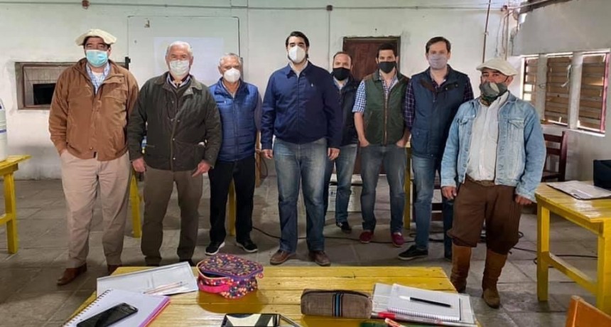 Corrientes: La Provincia entregó certificados de egresados a los estudiantes del curso de oficios y asistencia a emprendedores