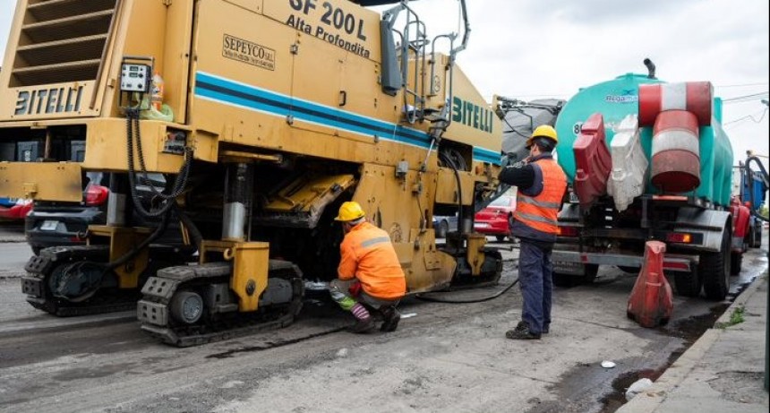 Merlo: Avances en la obra de repavimentación de Av. Rivadavia  