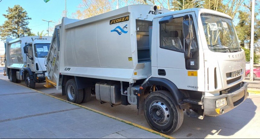 San Vicente: Llegaron los dos primeros compactadores de basura al distrito  