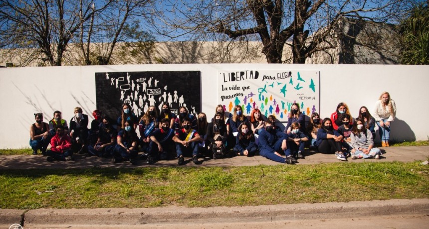 Lezama: Murales por la memoria colectiva