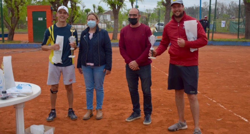 Gualeguay (ER): Campeonato de tenis en el Club Náutico