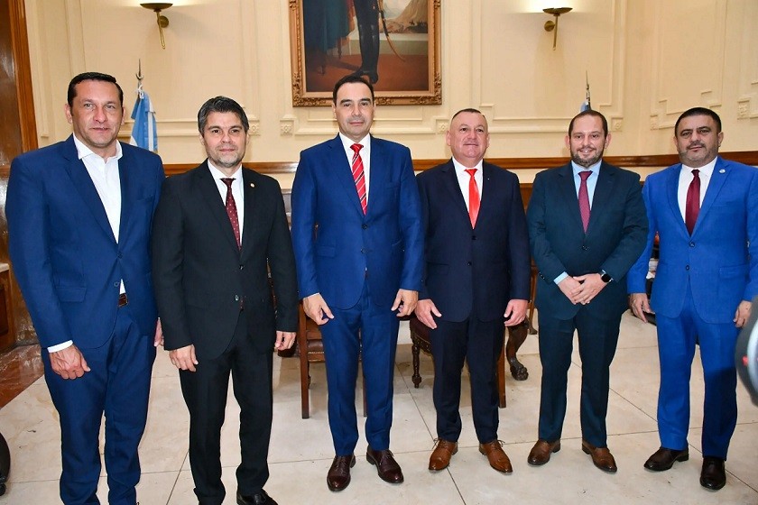 Corrientes: Valdés recibió a su par de Ñeembucú y reforzó lazos institucionales con la jurisdicción