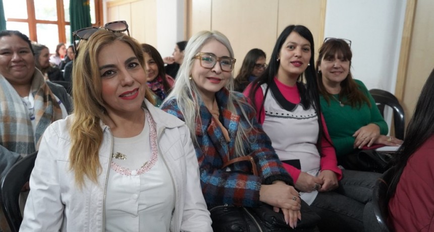 Merlo: Docentes del distrito se capacitaron en evaluaciones “Aprender”