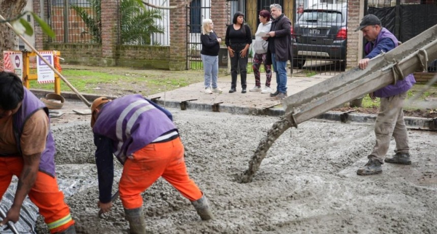 Quilmes: La Municipalidad avanza con el plan de bacheo en el distrito