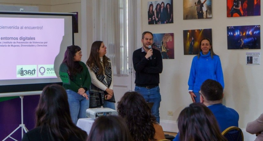 Quilmes: Se realiz&oacute; la primera jornada de formaci&oacute;n en ciudadan&iacute;a y entornos digitales para trabajadores y docentes