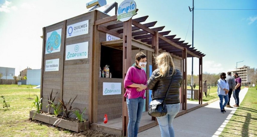 Quilmes: Mayra Mendoza inauguró el 5° Ecopunto de material reciclado en el Parque lineal Don Bosco 
