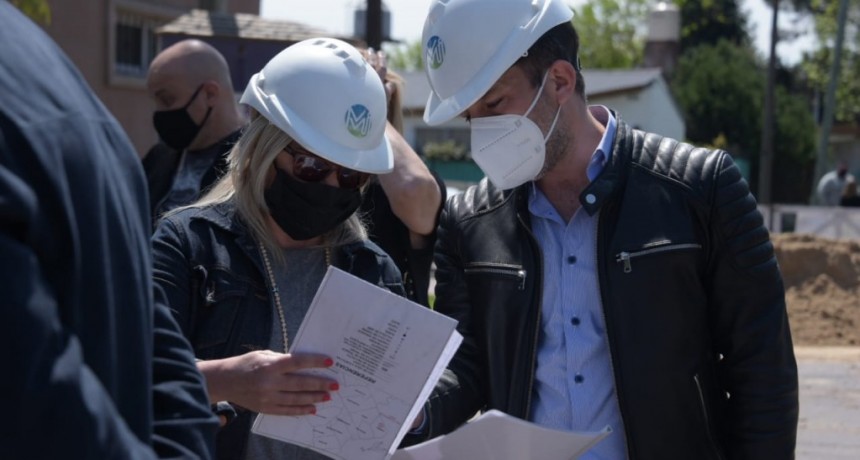 Ituzaingó: Descalzo y Galmarini recorrieron obras y firmaron un convenio  