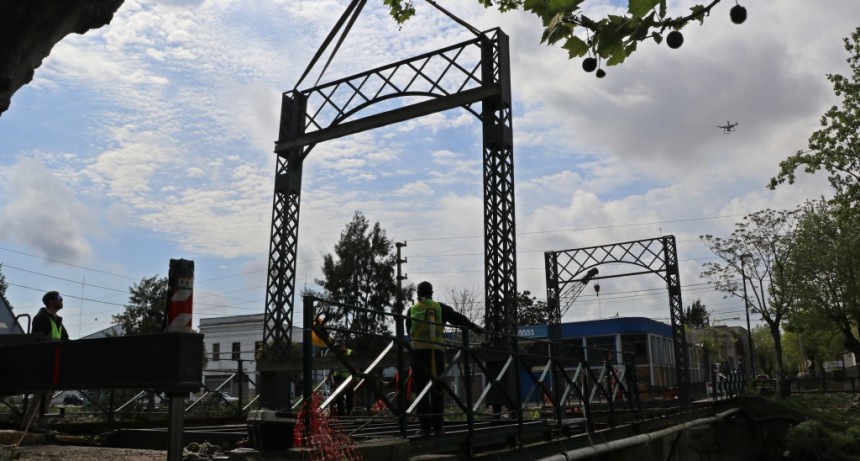 Ensenada: Avanza la recuperación del Puente Holandés 