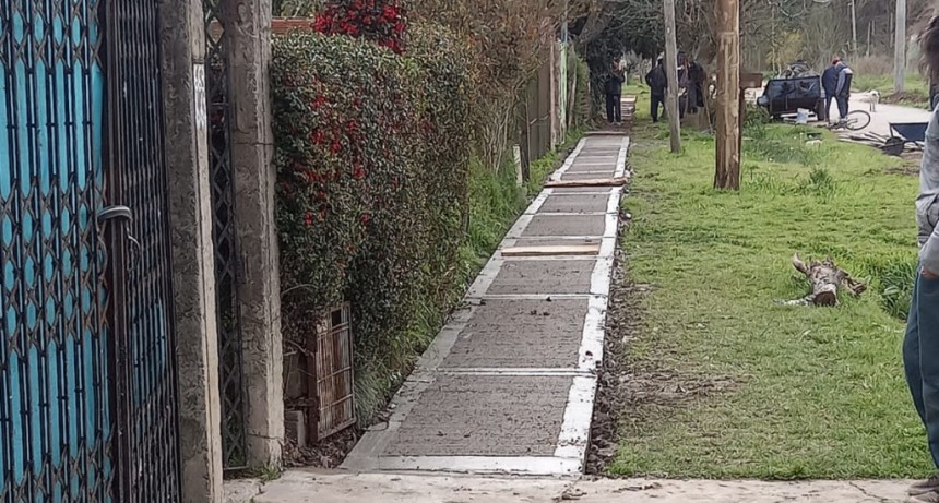 Pte. Perón: Sostenido avance en la construcción de veredas