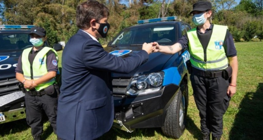 Pilar: Achával junto a Axel Kicillof pusieron en marcha 54 nuevos patrulleros en el distrito 