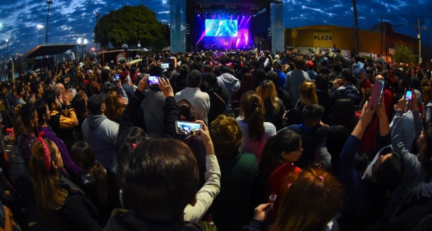 Soledad se suma a Los Palmeras y Duki en la grilla de artistas que actuarán en Expo Escobar