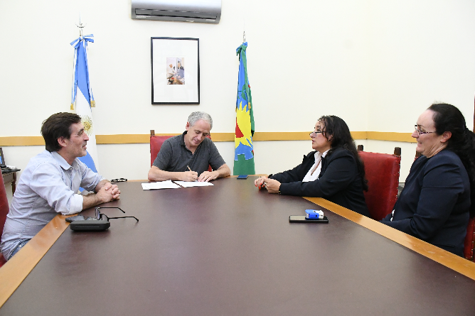 Chascomús: Javier Gastón mantendrá diversas reuniones con referentes y especialistas en gestión urbana durante un viaje de trabajo a España