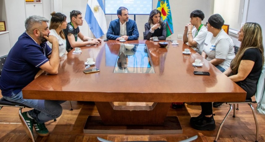 Junín: Petrecca recibió y felicitó a los jóvenes boxeadores que clasificaron al Mundial en México