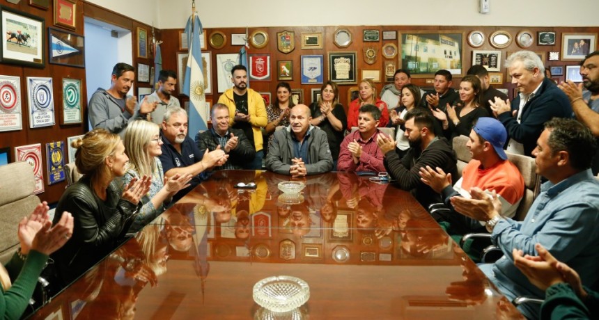 Ensenada: Secco pagar&aacute; un &ldquo;S&uacute;per bono&rdquo; de 32 mil pesos, el m&aacute;s alto de la provincia