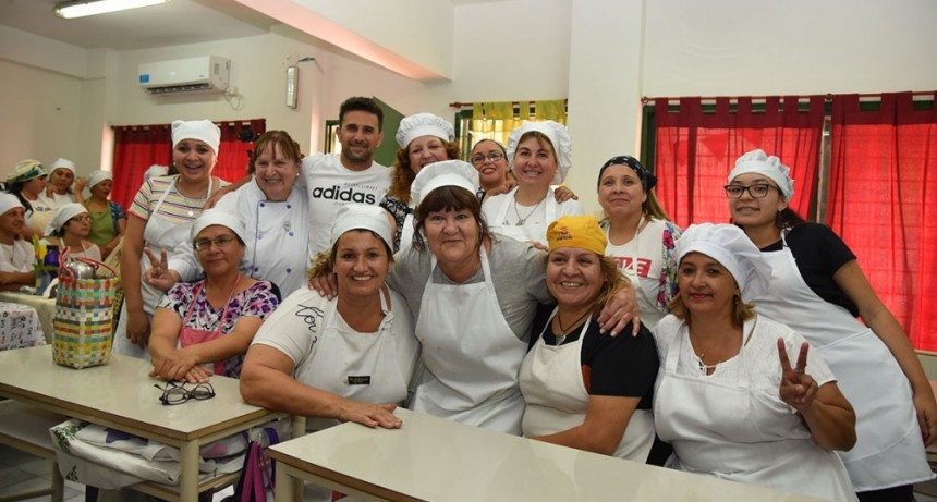 Merlo: La Escuela Municipal de Artes y Oficios realiz&oacute; una muestra de Fin de A&ntilde;o