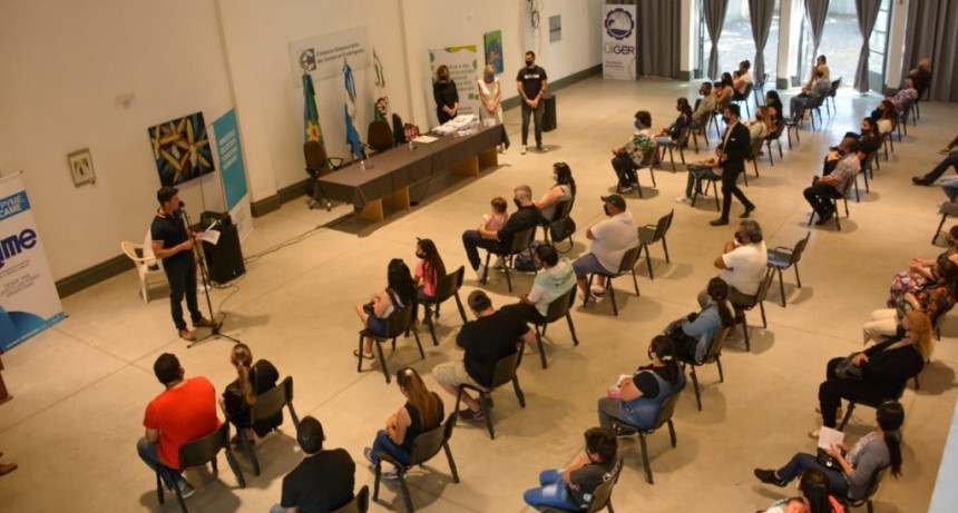 Gral. Rodríguez: Casi 100 familias firmaron su título de propiedad 