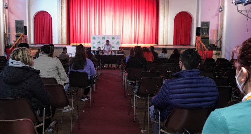 Mercedes: Ustarroz anunció la licitación de 166 viviendas del programa “Casa Propia” 