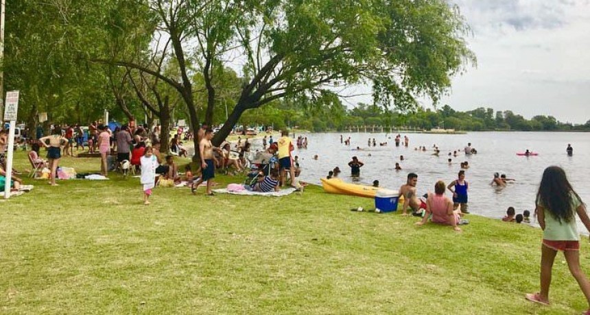 Navarro: Miles de turistas eligieron pasar el fin de semana largo en el distrito  