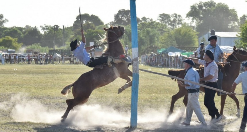 San Vicente: Se llevó a cabo la Fiesta de la Tradición y las Tropillas Entabladas