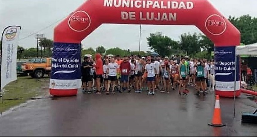 Luj&aacute;n: M&aacute;s de 200 atletas participaron del marat&oacute;n &ldquo;Luj&aacute;n Corre&rdquo;