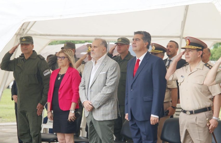 Chaco: Capitanich acompaño el acto por el 1° Aniversario del Escuadrón 51 de Gendarmería 
