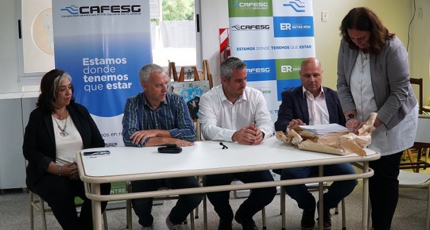 Colón (ER): Se licitaron obras para escuelas financiadas por la CAFESG