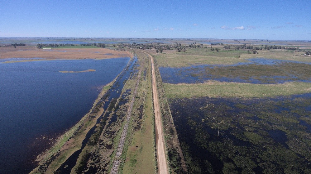 Lincoln: La Provincia oficializó la declaración del distrito en estado de “Emergencia y/o Desastre Agropecuario por inundación”