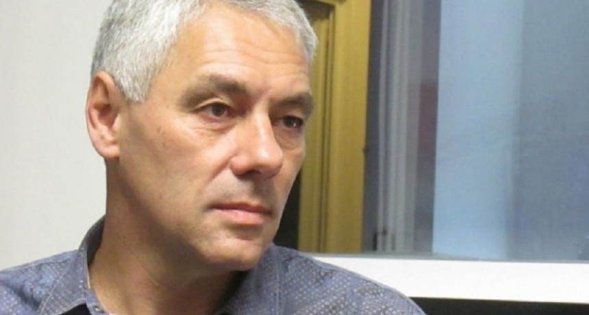 El intendente de Berisso, Fabi&aacute;n Cagliardi, se baj&oacute; el sueldo y recort&oacute; los de su gabinete