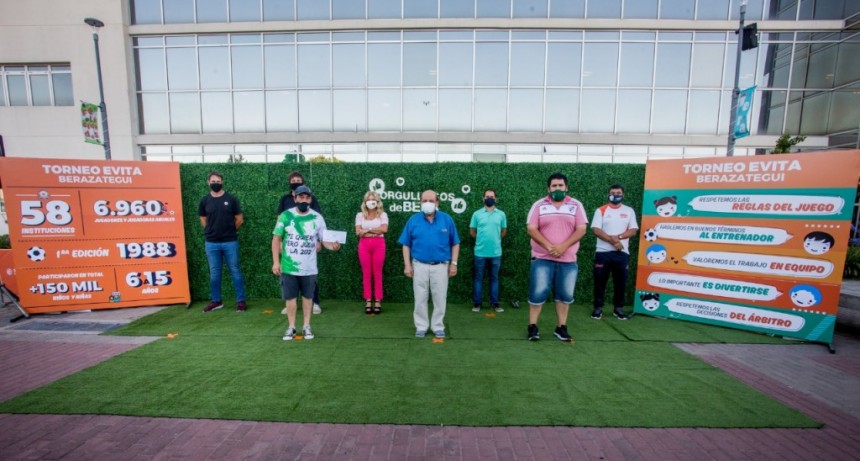 Berazategui: 54 Clubes del Torneo Evita recibieron subsidios 