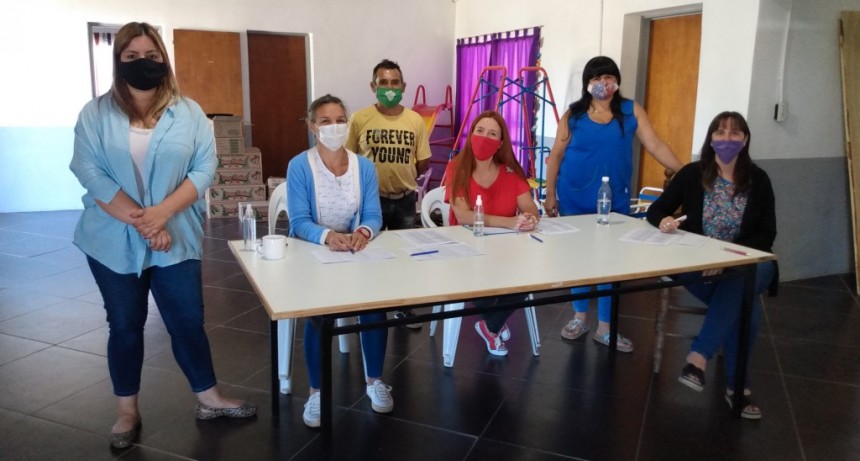 Baradero: Se entregaron módulos alimentarios en los centros barriales y delegaciones  