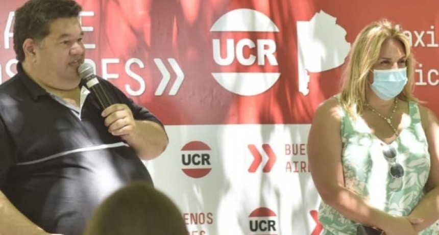 Erica Revilla recibió apoyo de dirigentes del GBA en la interna de la UCR 