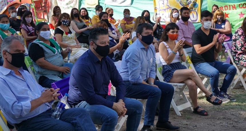 Gustavo Menéndez: “La pandemia no detuvo al municipio en la búsqueda de igualar de abajo hacia arriba en los sectores más vulnerables”  