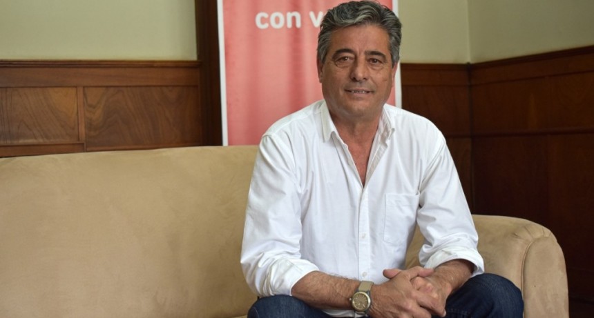 Jorge Etcheverry: “Nuestra gestión en Lobos se destaca porque pusimos mucha idoneidad en las personas que dirigen cada área. Cuidamos los recursos y no le mentimos a la sociedad”