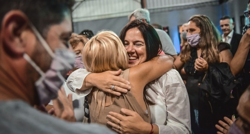 Escobar: Juraron las y los 12 concejales electos y María Laura Guazzaroni asumió como presidenta del HCD